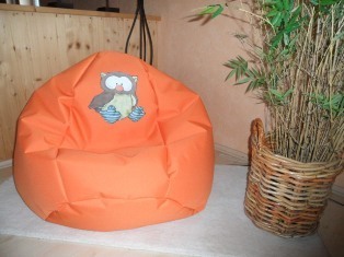 Sitzsack Outdoor Indoor orange mit Eulen Applikation